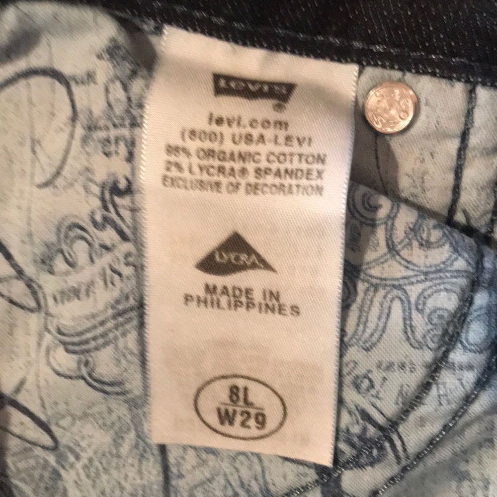 ⭐️ Levi’s 553 NWOT Mid Rise Boot Cut Jeans ⭐️ - Picture 6 of 6